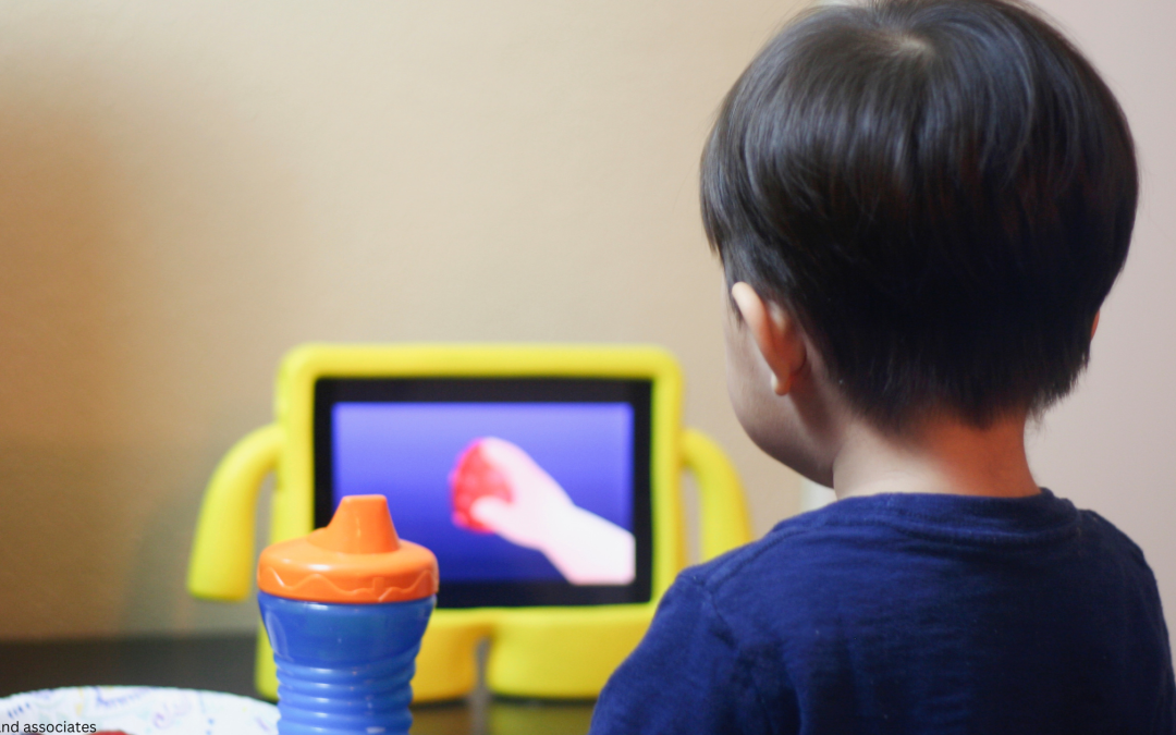 Managing Screen Time: A Balanced Approach for Kids and Teens